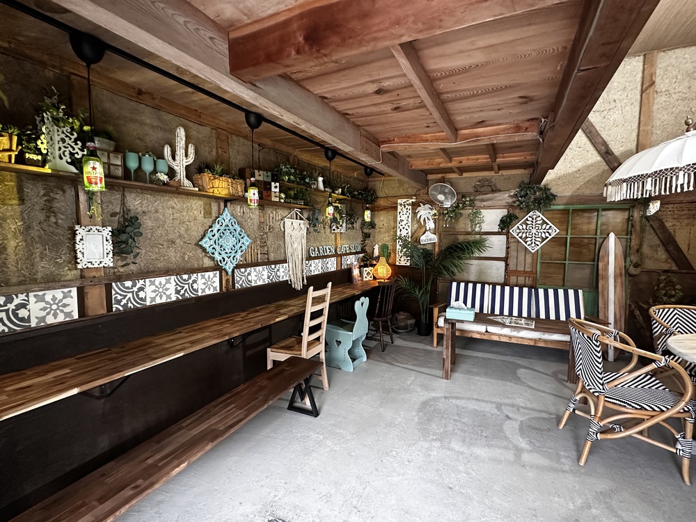 館内
