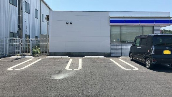 コンビニＲＶパーク ローソン成東西（なるとうにし）店写真