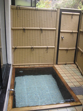 お風呂(屋外)